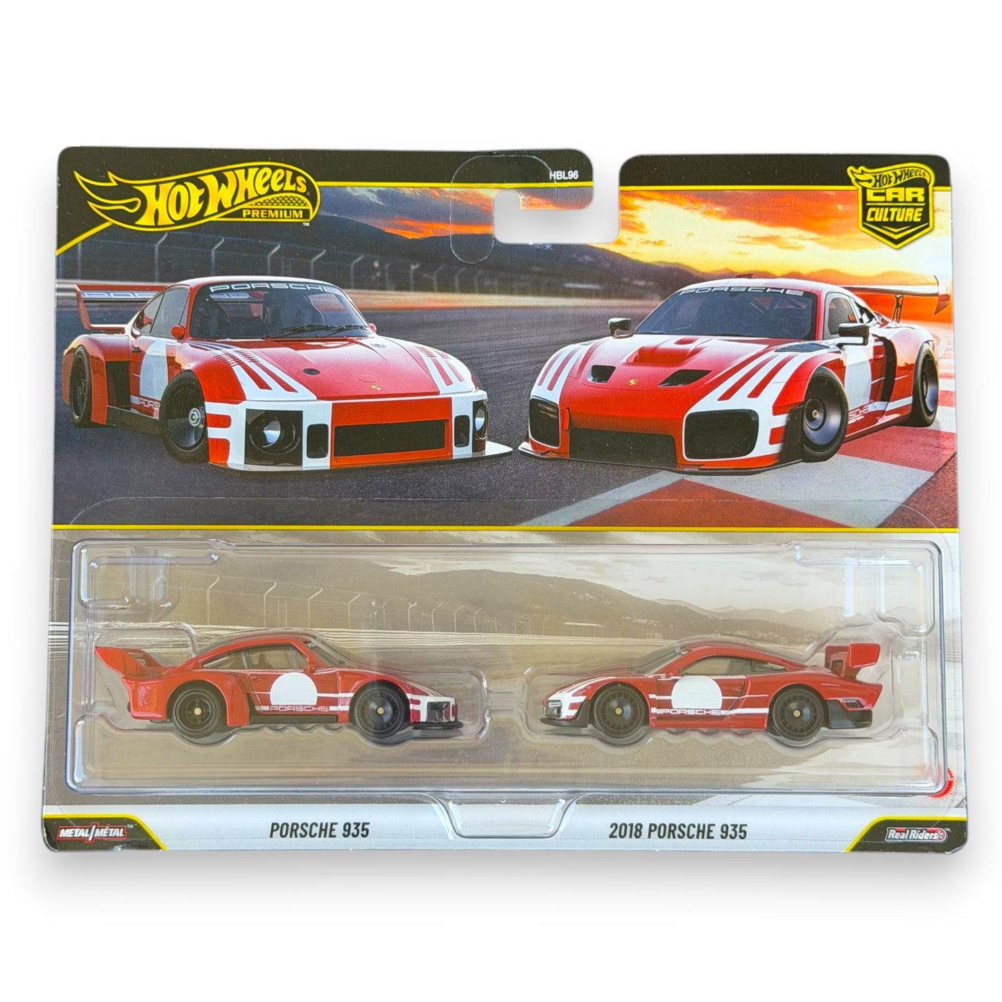 Hot Wheels Premium 2-Pack - Porsche 935 & 2018 Porsche 935 - (JHW51)