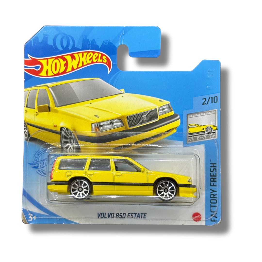 Hot Wheels 2021 - Volvo 850 Estate - Factory Fresh - 2/10 - MiniWheels